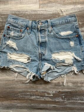 Levi’s denim ripped shorts